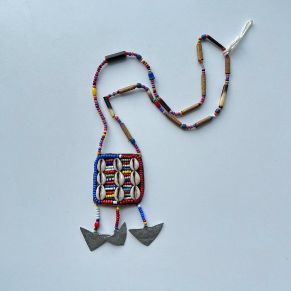 Shell Bead Colourful Necklace - Picture 2 of 3